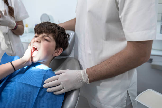 Best Dentist for Tooth Abscess  in Fortuna, CA